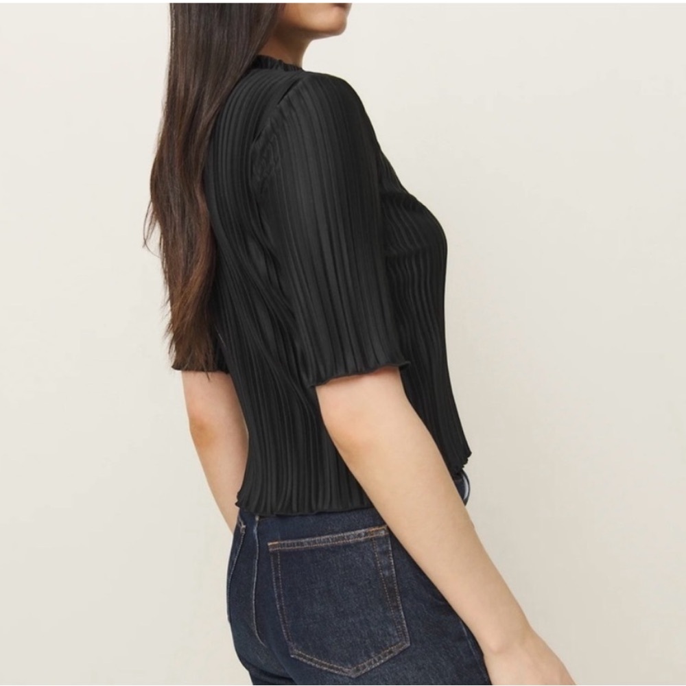 Reformation Spencer Plissé Top - Picture 3 of 9